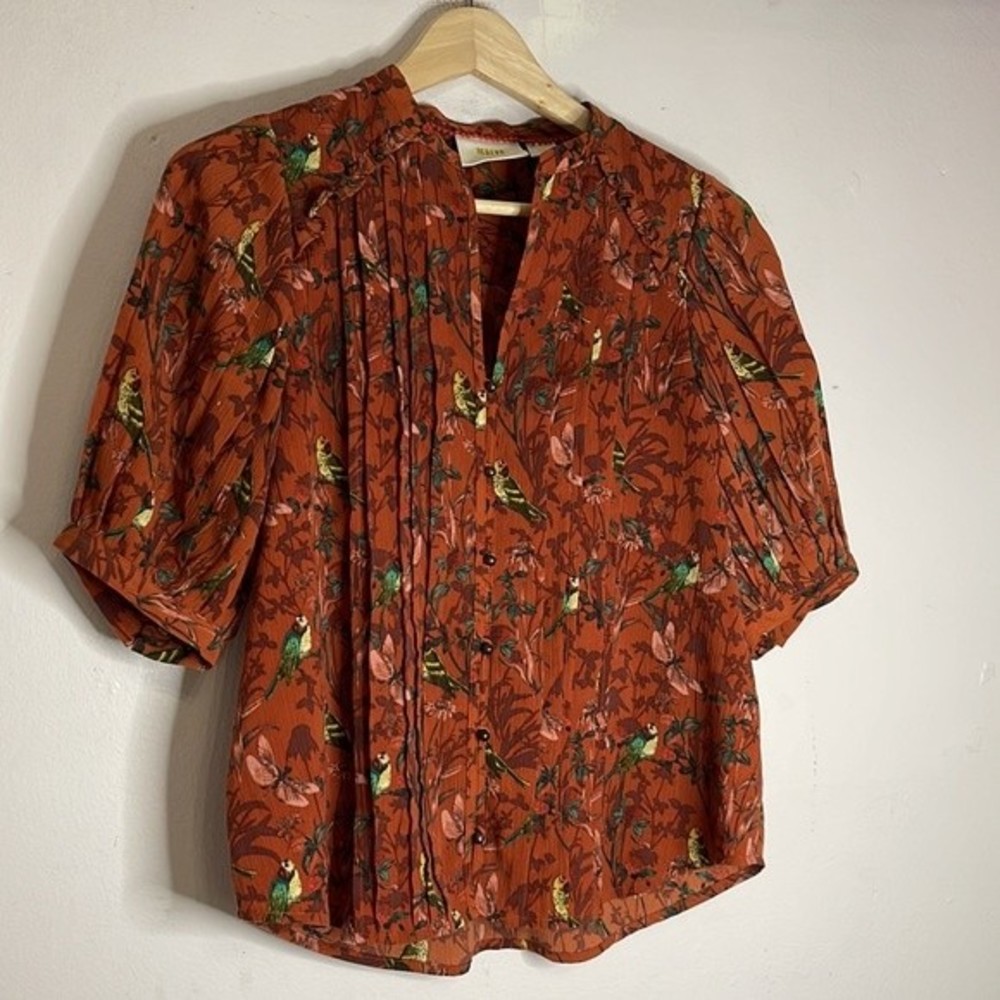 Maeve Anthropologie Liliana Orange Bird Pleated Button Down Blouse Size XS